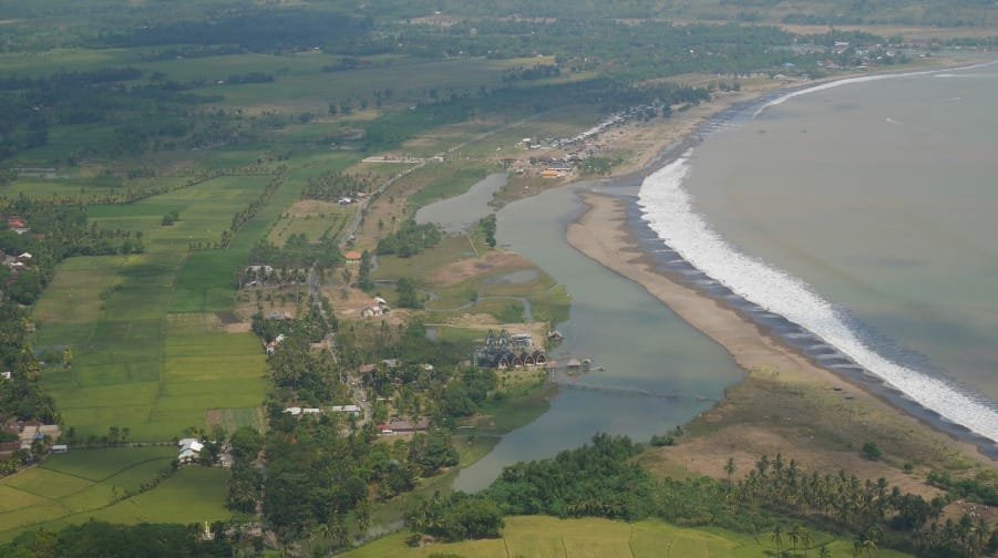 Geopark Ciletuh Jelajahi Keajaiban Alam “Jurassic Park” Indonesia! 🌋🌿