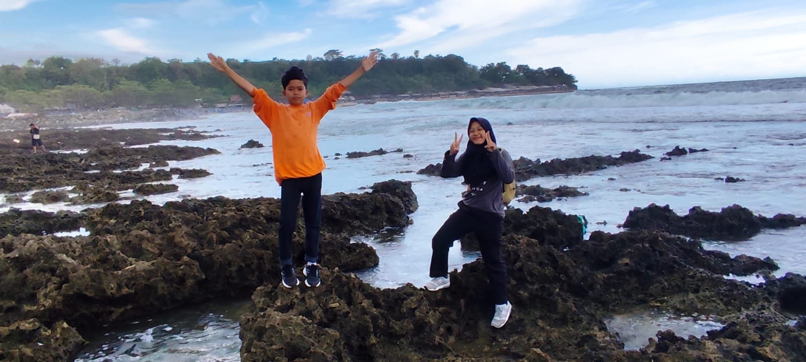 Pantai Ranca Buaya Surga Tersembunyi di Garut yang Memadukan Petualangan dan Ketenteraman