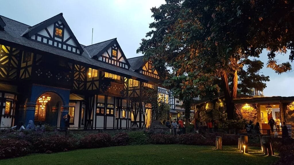 Farmhouse Lembang di Bandung Menjadi Tempat Liburan Baru