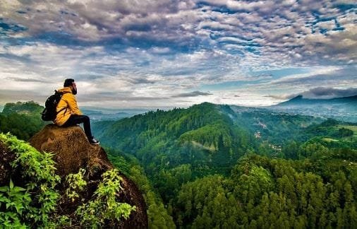 Mengenal Wisata Tebing Keraton Bandung dan Spot Terbaik