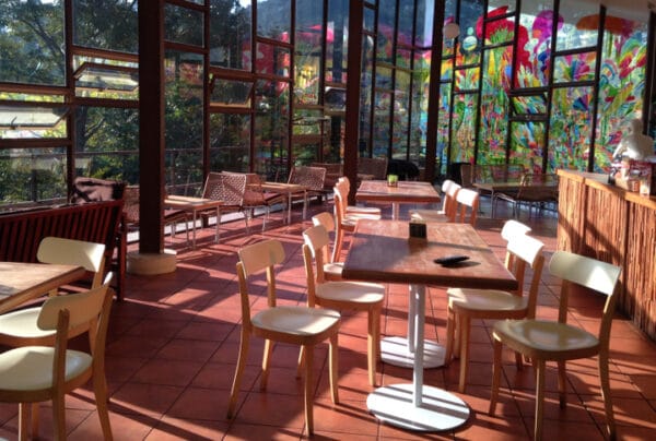 Warung Salse Dago Bandung Tempat Nongkrong Hits Kekinian