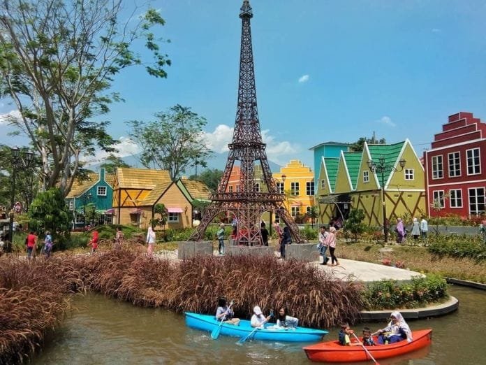 Wisata DeVoyage Bogor, Tempat Berlibur Bersama Anak
