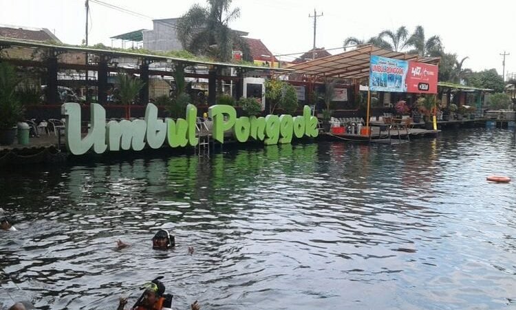 Wisata Snorkeling Umbul Ponggok Klaten Murah Meriah