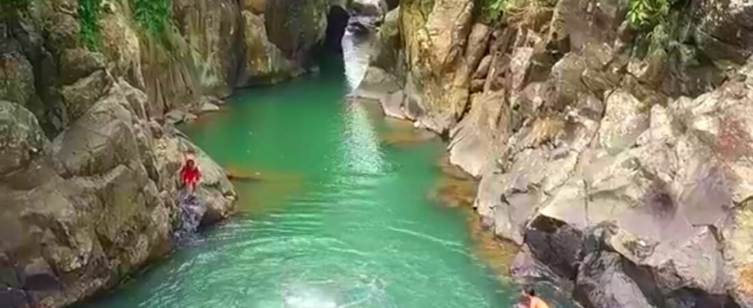 Leuwi Jurig Garut: Menyingkap Pesona Tersembunyi di Kaki Gunung Cikuray