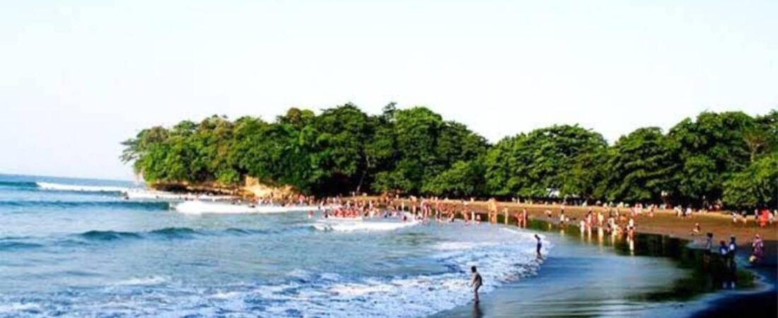 Batu Karas: Surga Tersembunyi di Pangandaran dengan Budget Minim