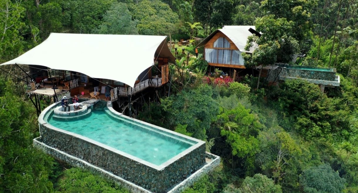 Review Glamping Legok Kondang Lodge Ciwidey: Tarif & Fasilitas Mewah di Alam Terbuka