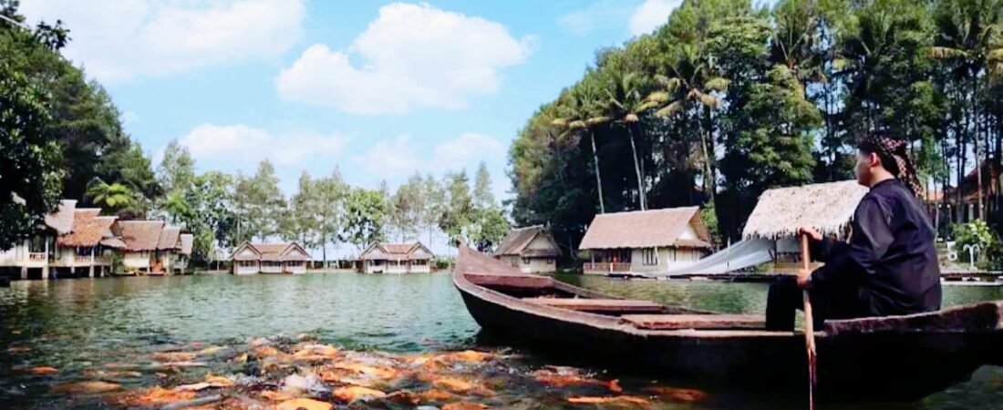 Review Tarif Kampung Sampireun Resort Garut